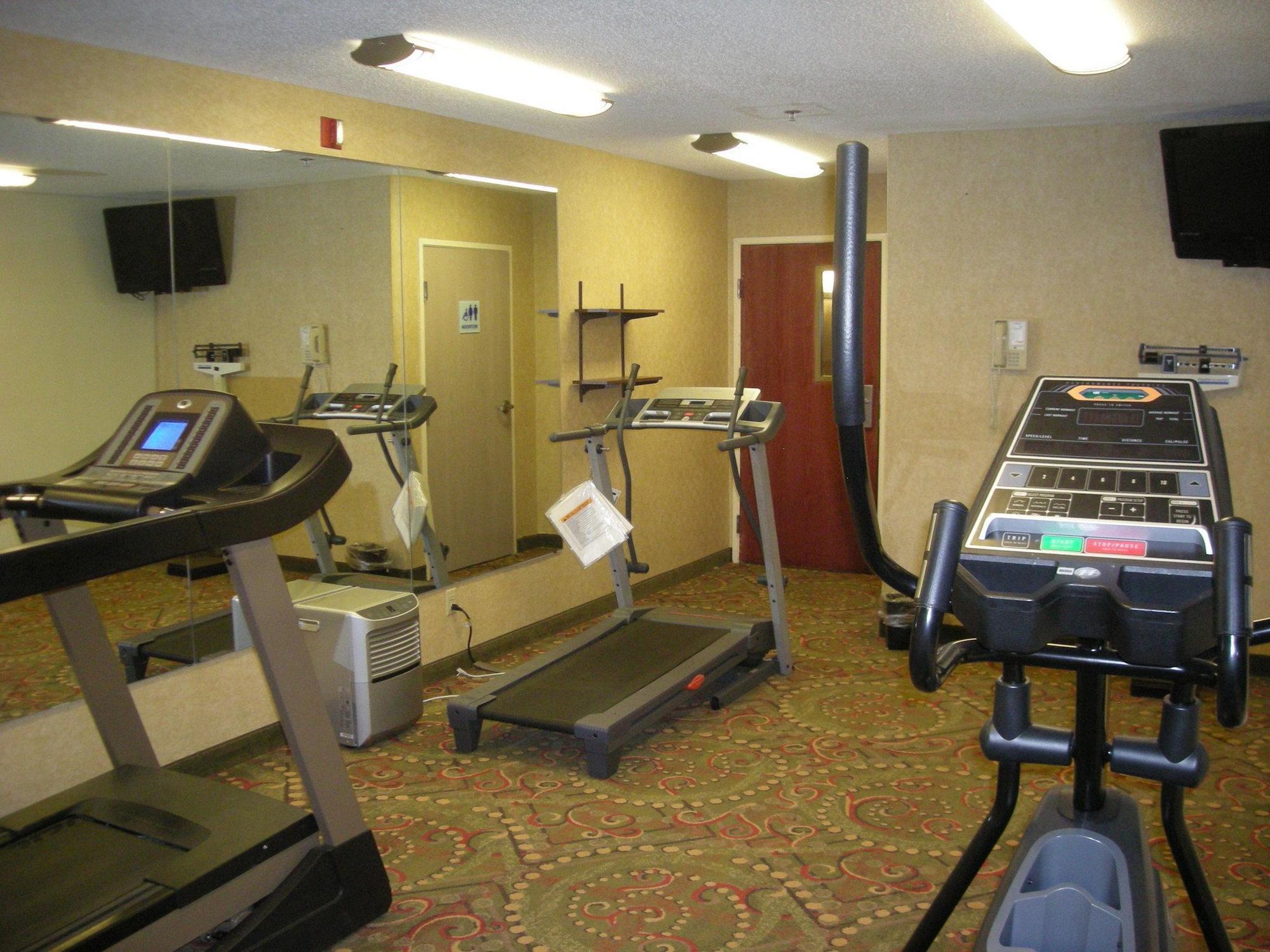 Red Roof Inn Evansville Stacer Екстериор снимка