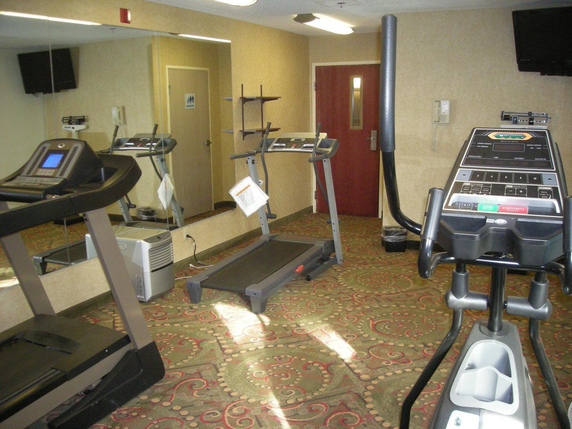 Red Roof Inn Evansville Stacer Екстериор снимка